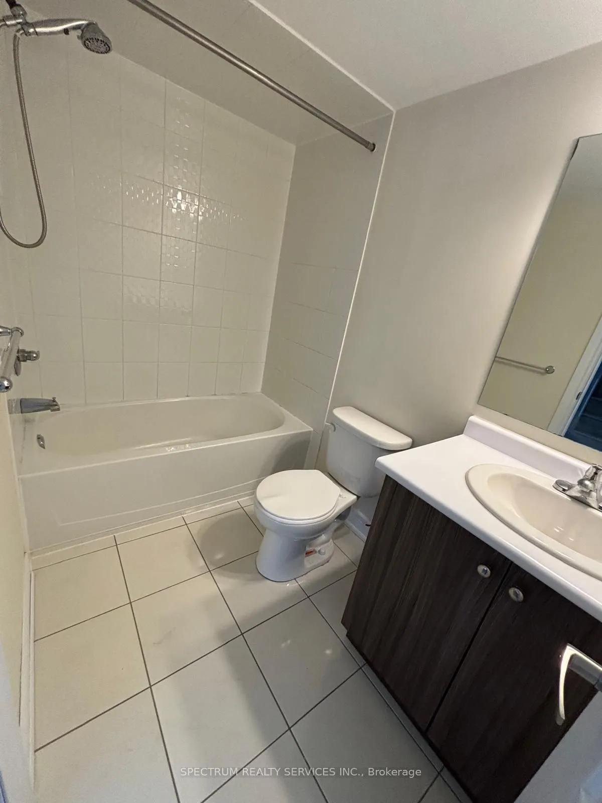 Condo Townhouse interior view at 30 Dunsheath Way Markham