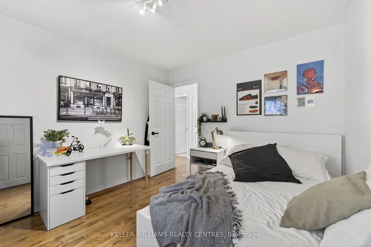 84 Loraview Lane, ON L4G 6N5