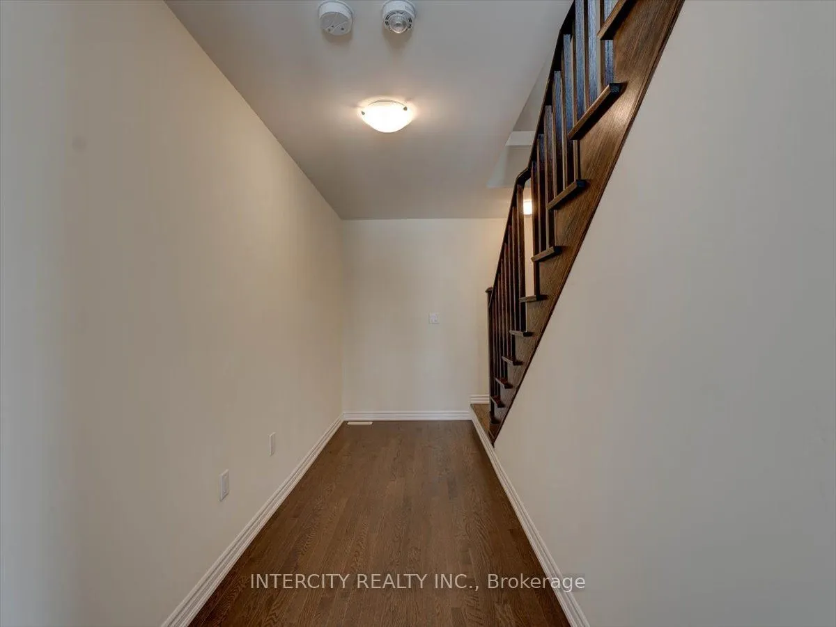 Att/Row/Townhouse living room at 22 Griffith Street Aurora