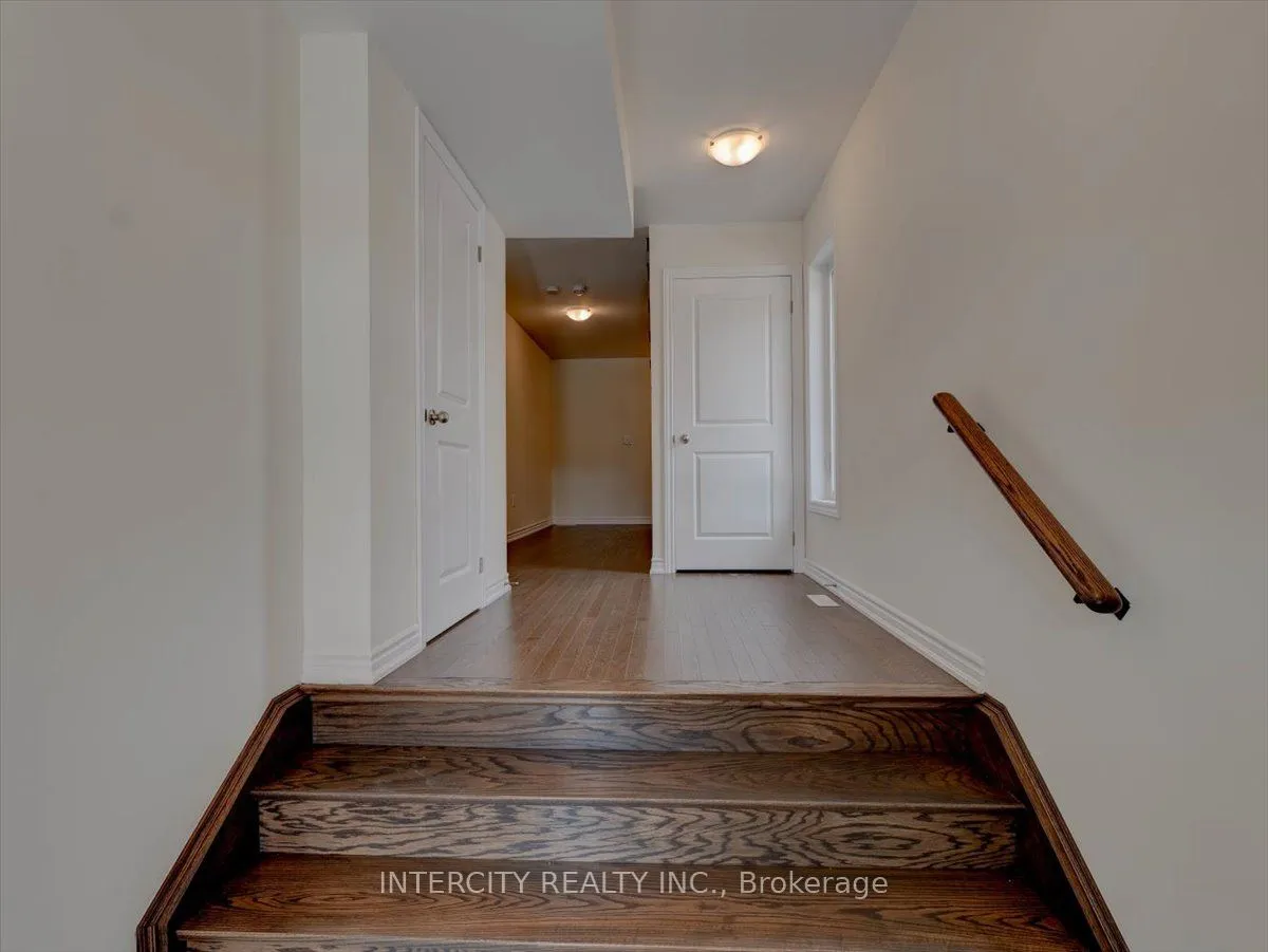 Att/Row/Townhouse interior view at 22 Griffith Street Aurora