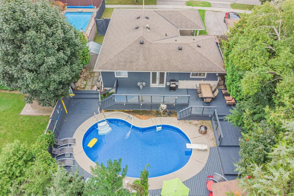 4 Devins Drive, ON L4G 2Z1