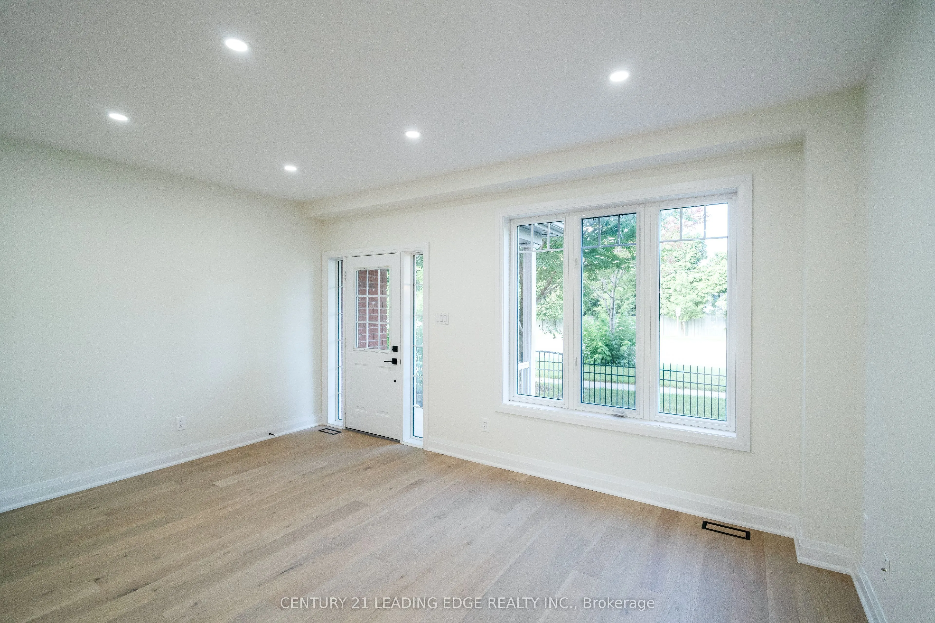 Semi-Detached  kitchen at 22 MILROY Lane Markham