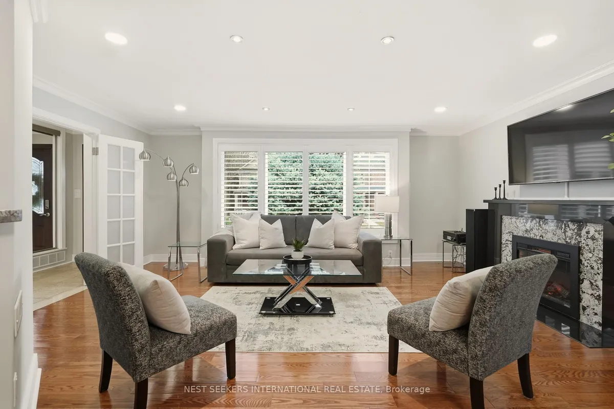 31 Mark Street, ON L4G 1L4