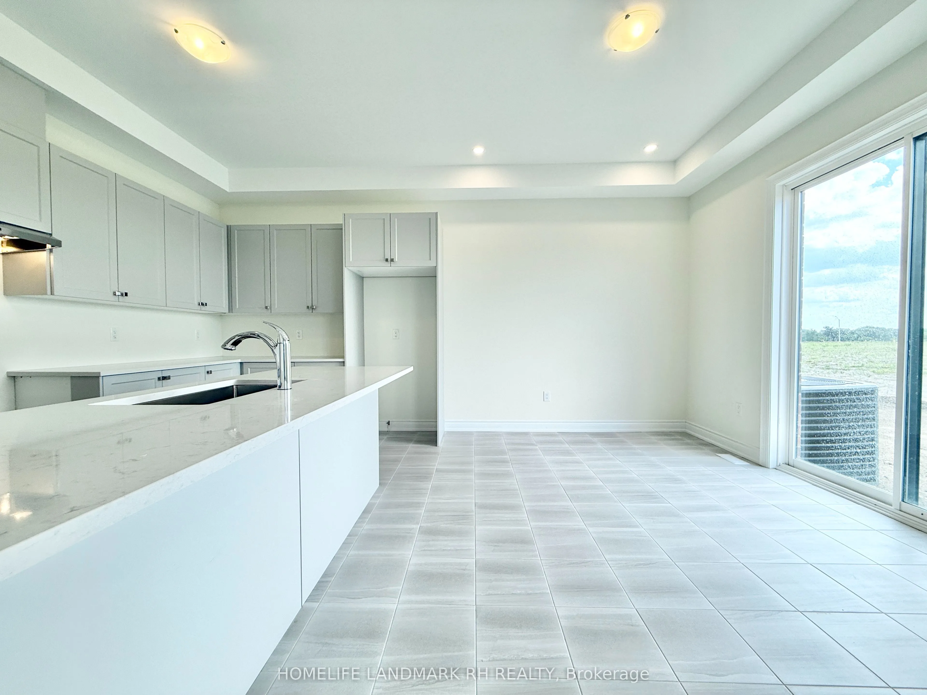 Detached kitchen at 186 Leslie Richards Street Markham