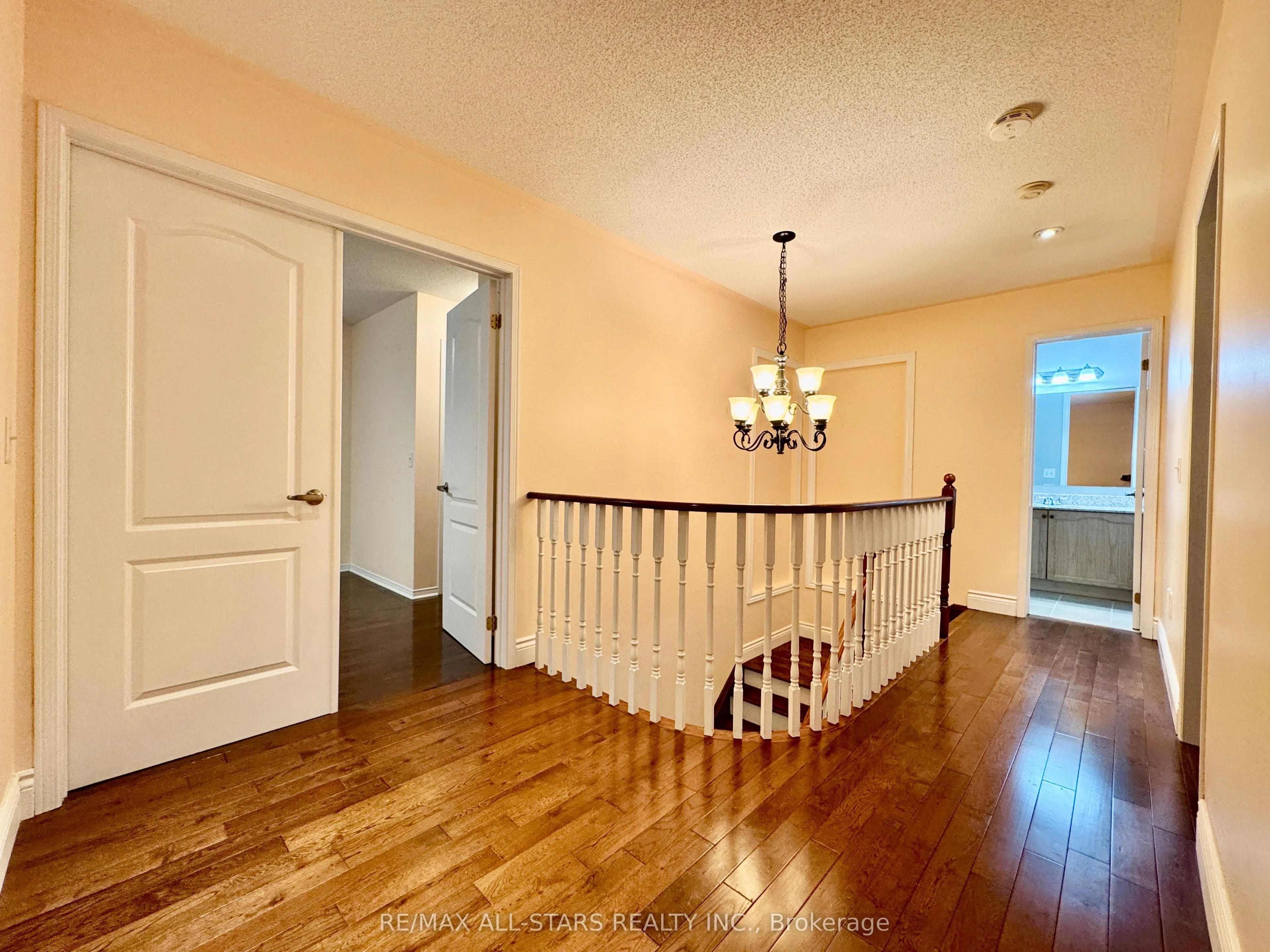 Detached interior view at 26 Belgrave Square Markham