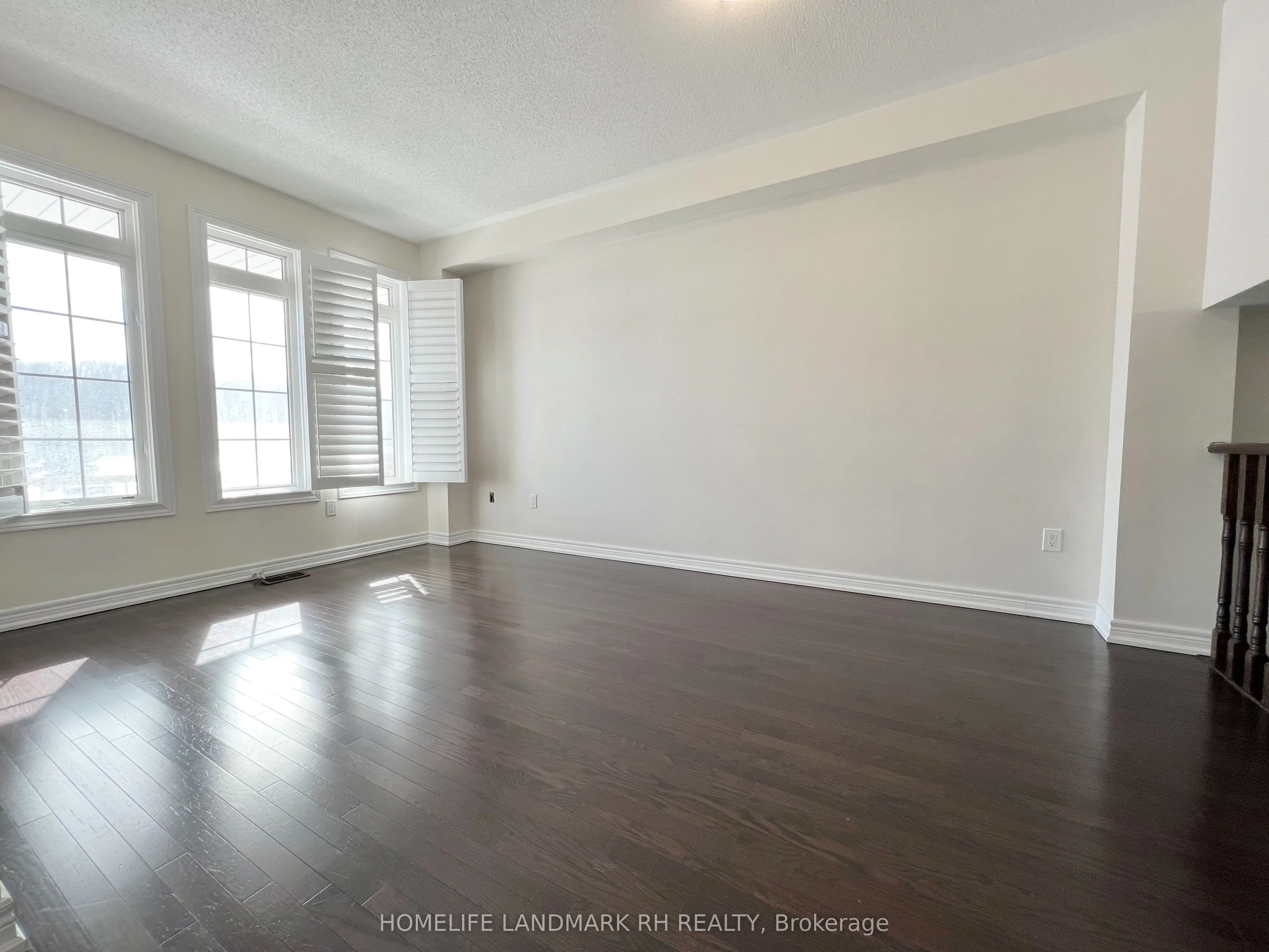 Att/Row/Townhouse interior view at 936 Castlemore Avenue Markham