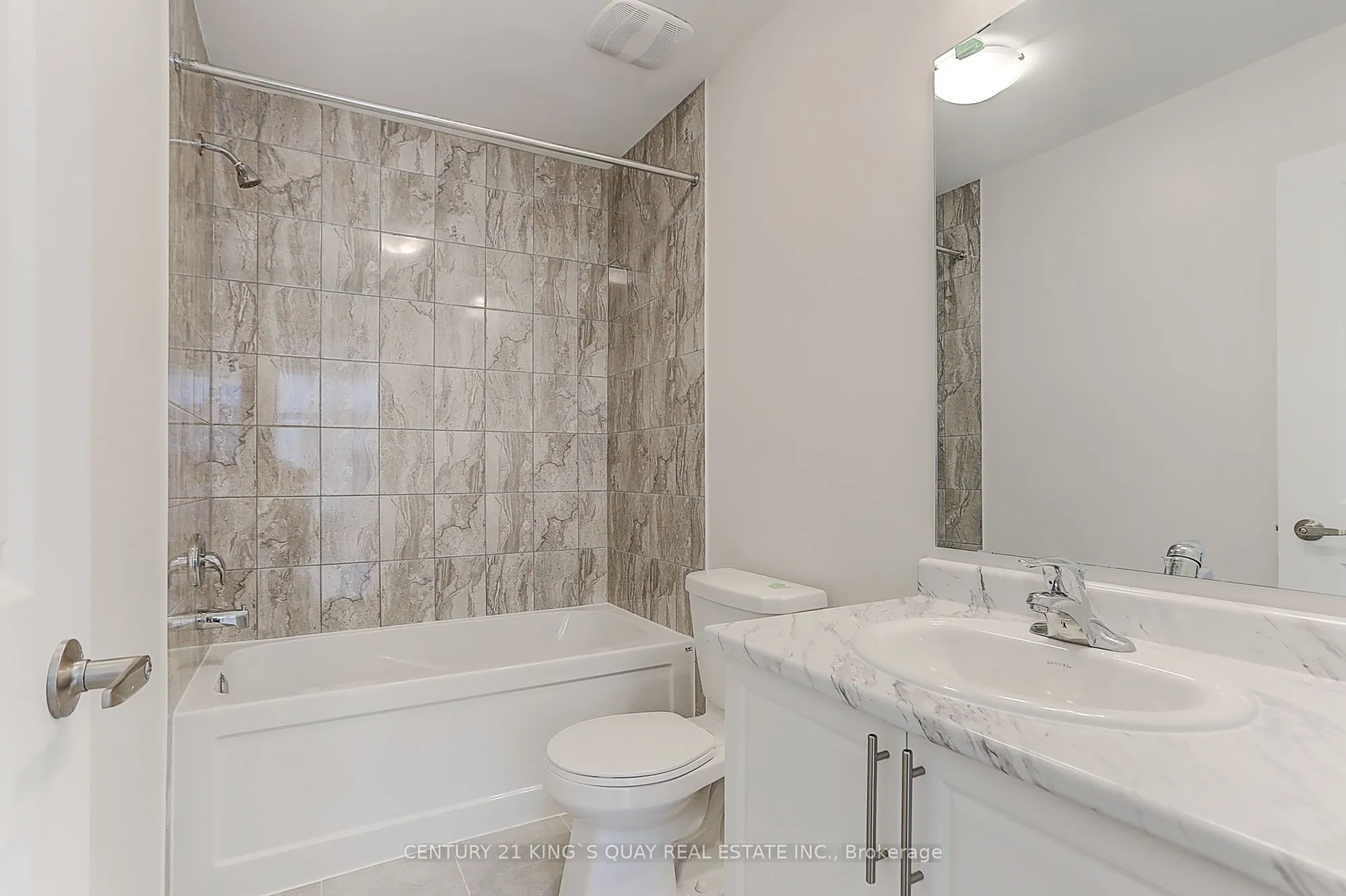 Att/Row/Townhouse living room at 27 Floyd Ford Way Markham