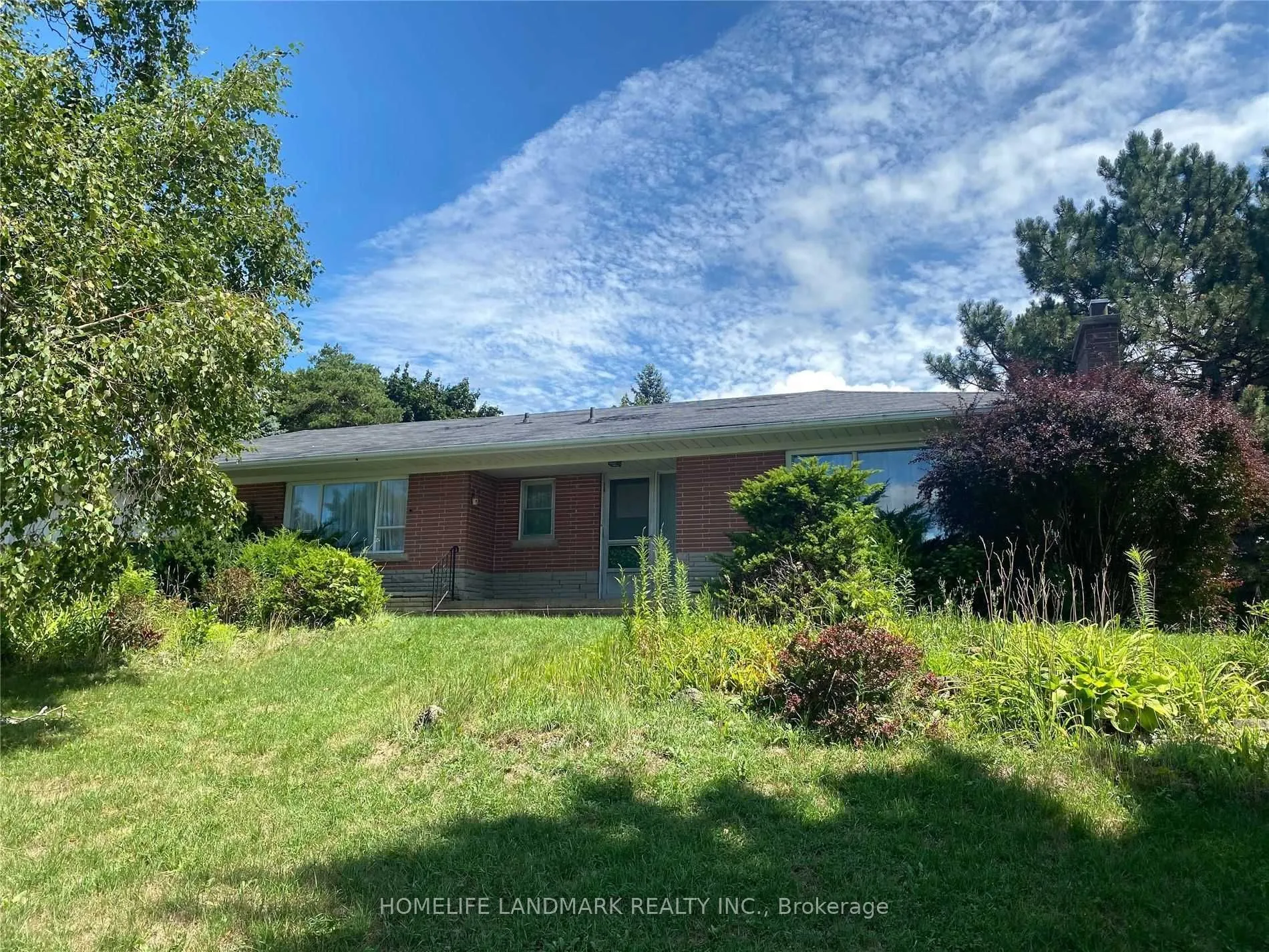 Detached 3 bedroom 1 bathroom at 21 Grandview Boulevard in Markham - MLS# N12593808