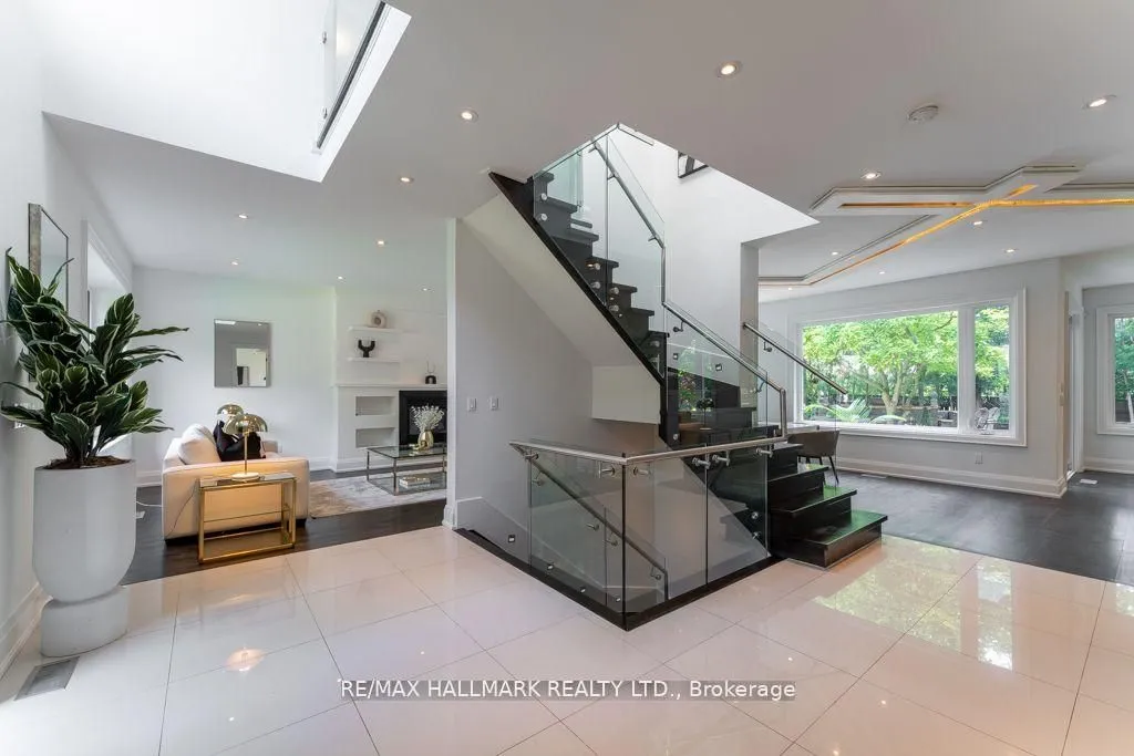 Detached interior view at 17 Hammok Crescent Markham