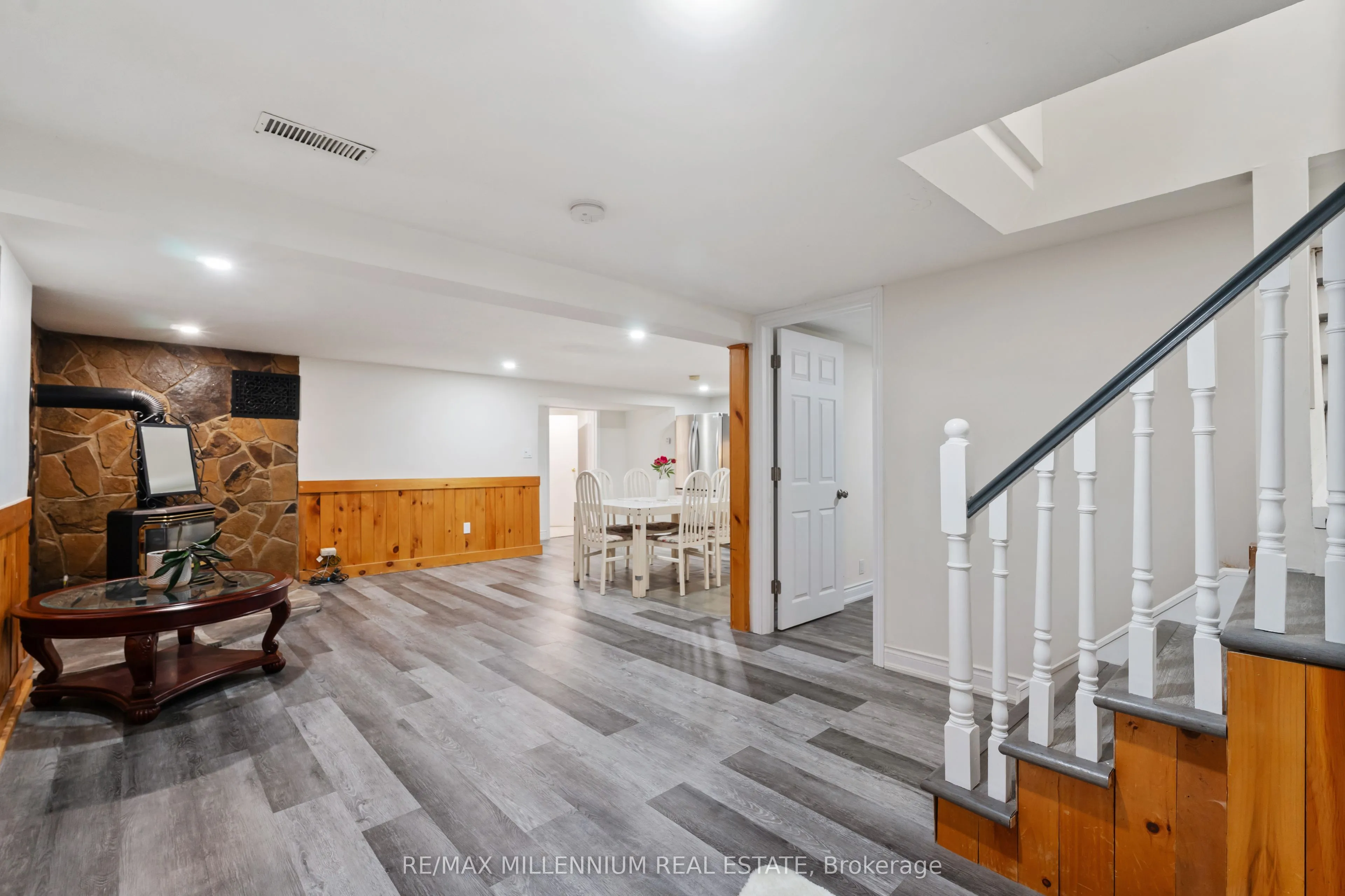 Detached interior view at 759 Chestnut Street Innisfil