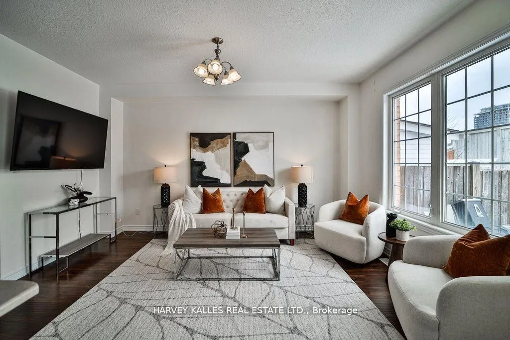 Att/Row/Townhouse living room at 159 Hammersly Boulevard Markham