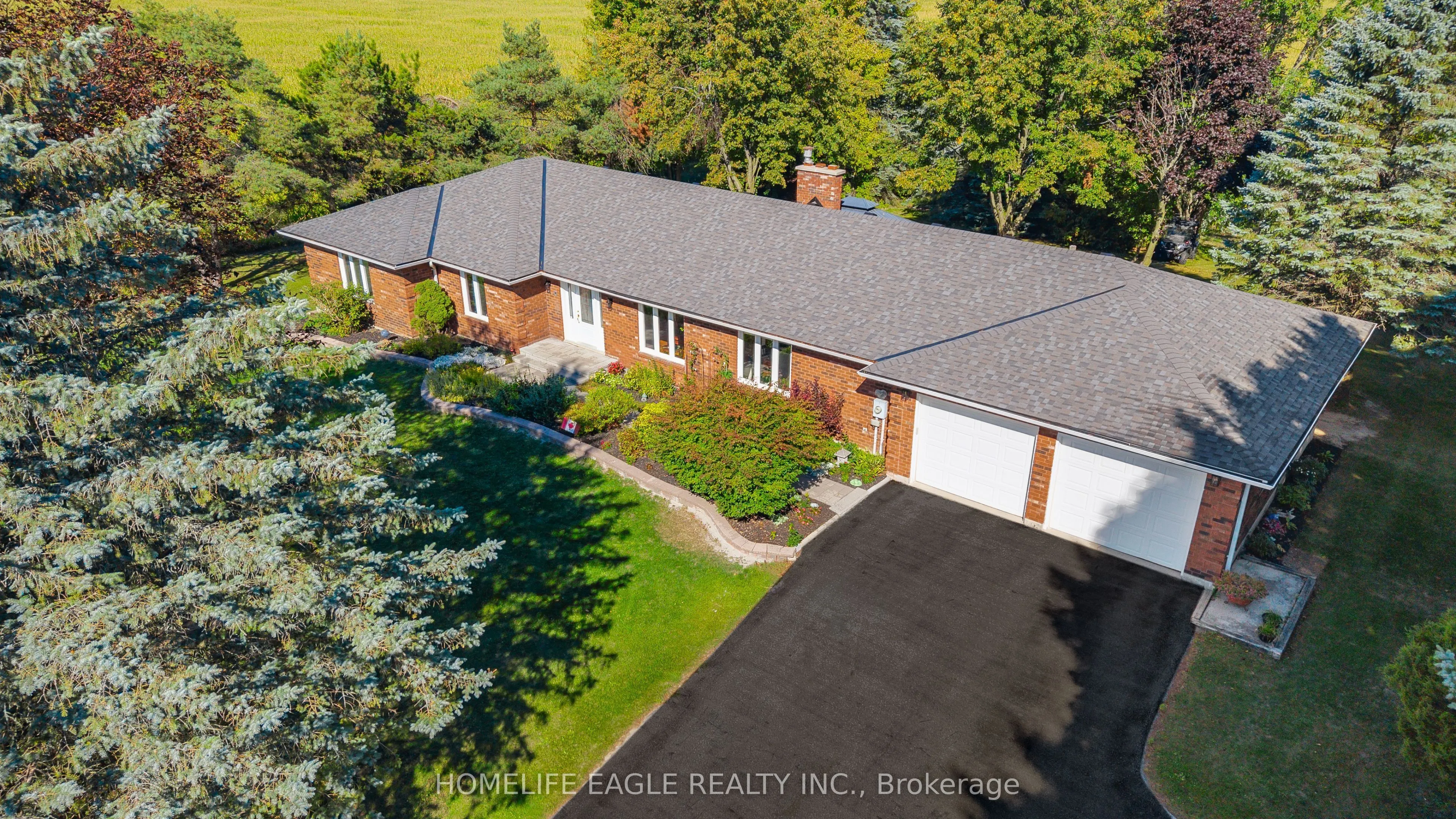 Detached 5 bedroom 3 bathroom at 2132 14th Line in Innisfil - MLS# N12601932