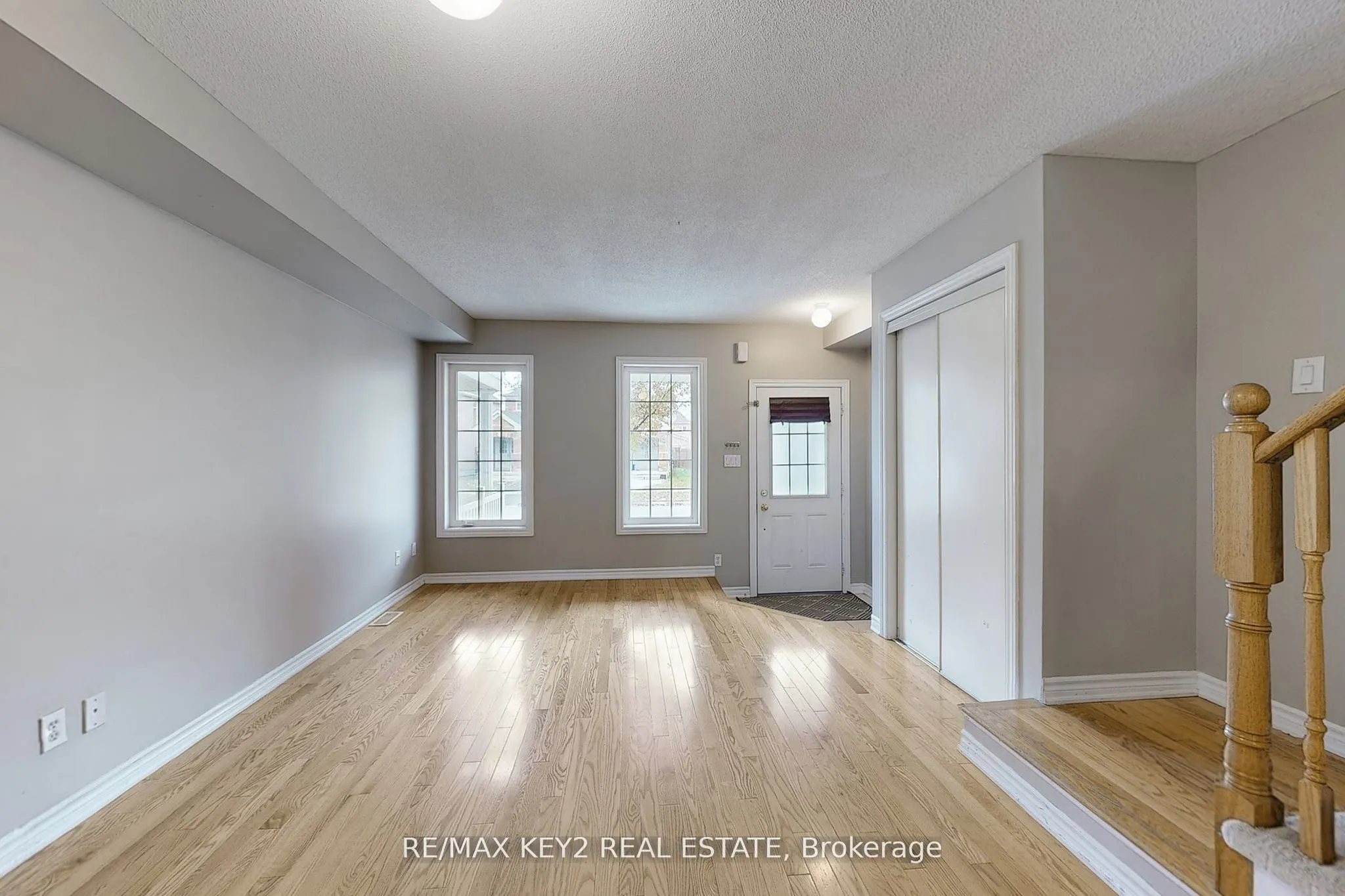 Att/Row/Townhouse interior view at 369 Caboto Trail Markham