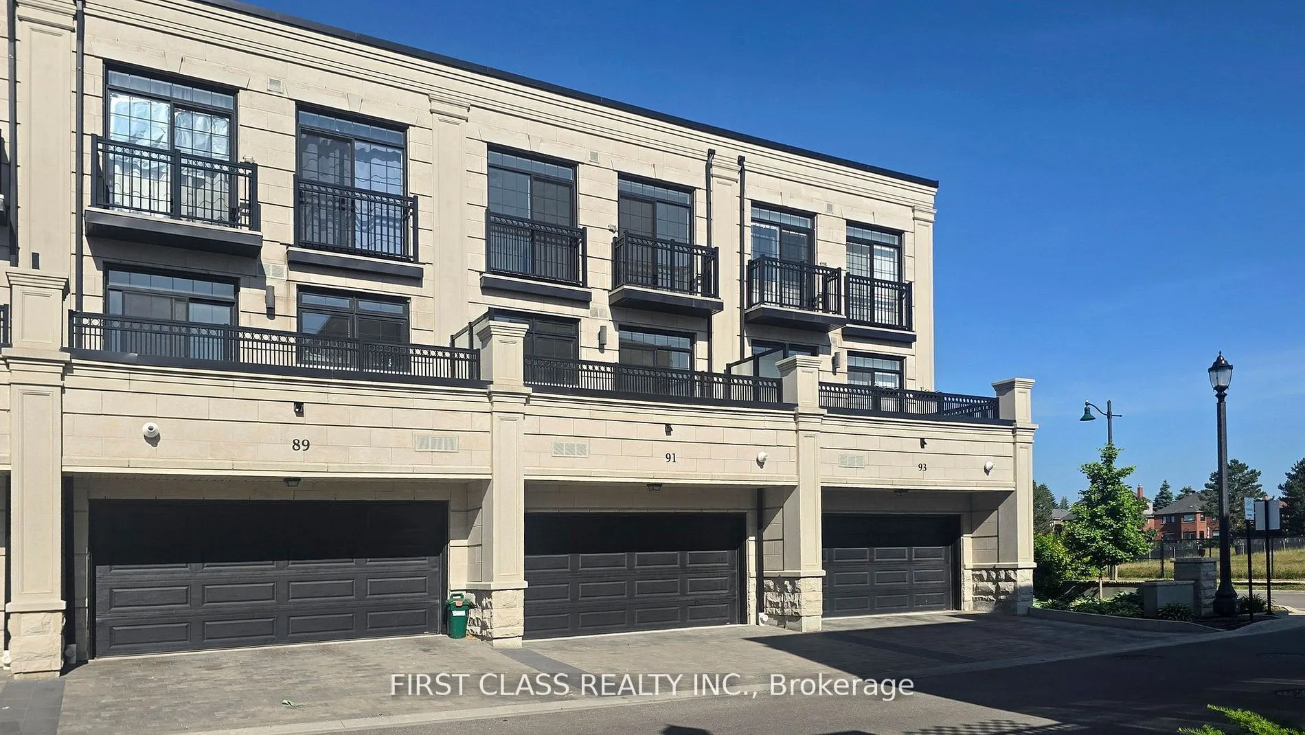 Att/Row/Townhouse interior view at 91 William Saville Street Markham