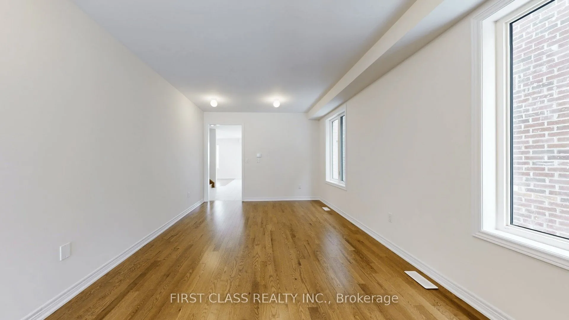 Detached 6 bedroom 4 bathroom at 9 PERCHERON Court in Markham - MLS# N12603730