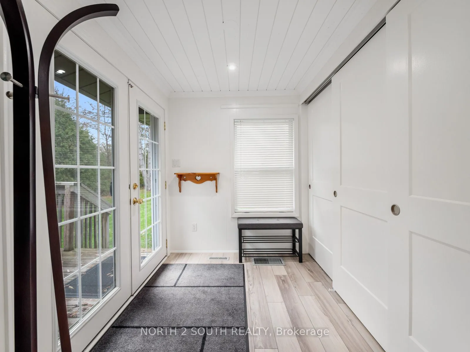 Detached interior view at 1273 Maple Road Innisfil