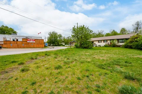 18 Fraser St, Essa, ON L0M 1B0