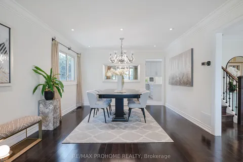 9 Ferrah Street, Markham, ON L3R 1N4