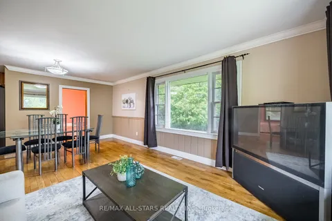 18 Tindall Lane, Uxbridge, ON L0C 1A0