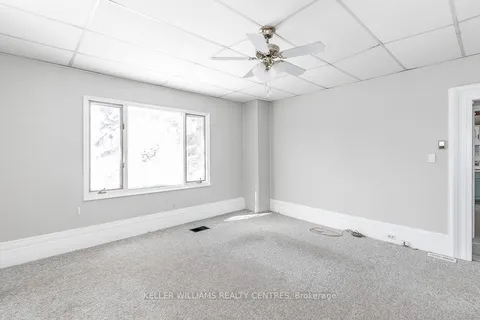 54 Mount Albert Road, East Gwillimbury, ON L9N 1K4