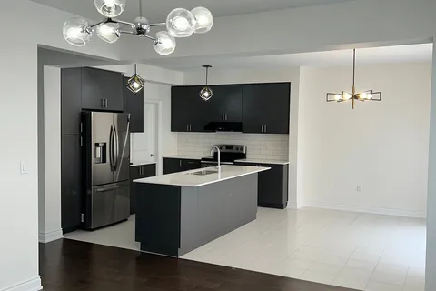 59 Terrain Crt, East Gwillimbury, ON L9N 0T2