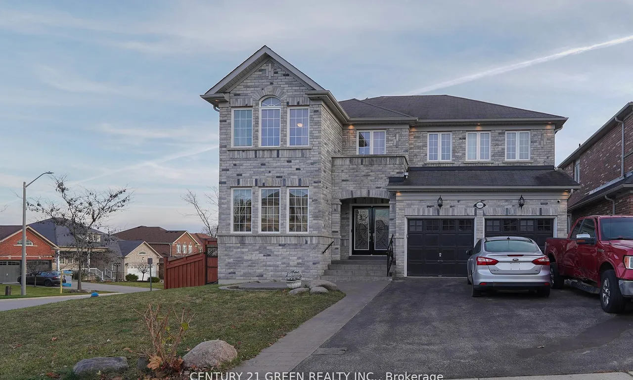 2010 Celeste St, Innisfil, ON L9S 4Z6