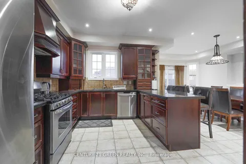 2010 Celeste St, Innisfil, ON L9S 4Z6