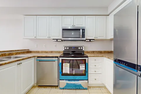 82 Goode St, Richmond Hill, ON L4S 2T6