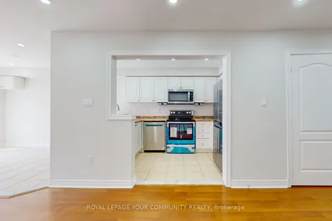 82 Goode St, Richmond Hill, ON L4S 2T6