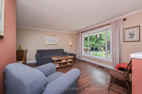 108 Boyne Cres, New Tecumseth, ON L9R 1K3