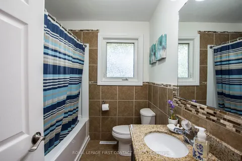 136 Victoria St, New Tecumseth, ON L0M 1L7