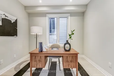 12 McKean Dr, Whitchurch-Stouffville, ON L4A 4V9