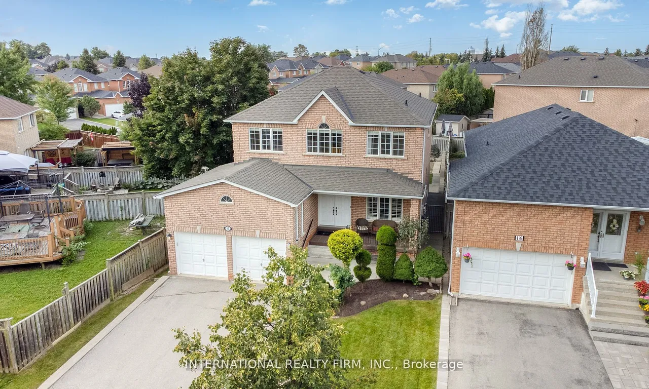 12 Giotto Cres, Vaughan, ON L6A 3N7