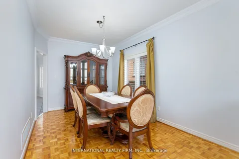 12 Giotto Cres, Vaughan, ON L6A 3N7