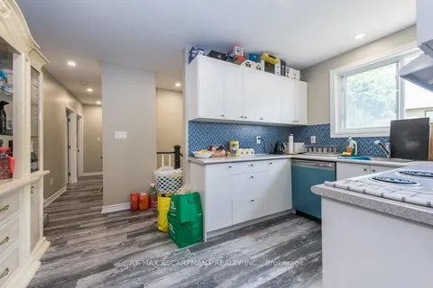 19 George St, Richmond Hill, ON L4E 2V7