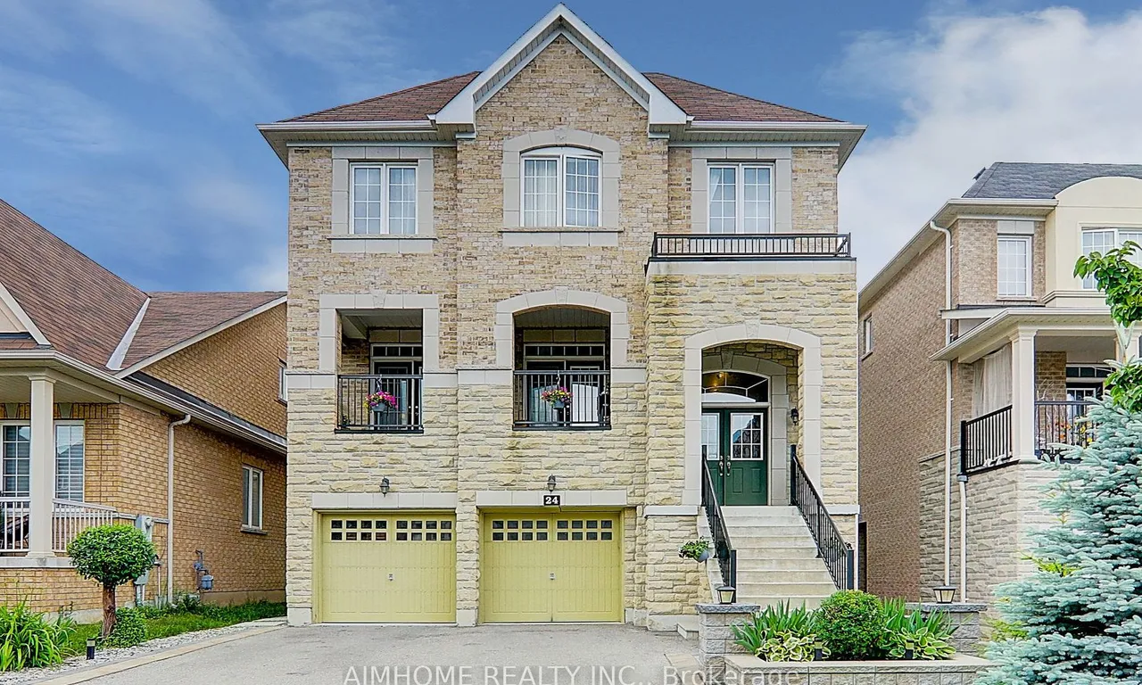 24 Pullman Rd, Vaughan, ON L6A 0T7