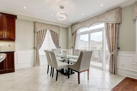 24 Pullman Rd, Vaughan, ON L6A 0T7