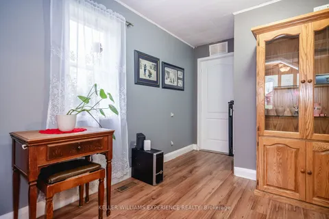 95 MARGARET St, Essa, ON L0M 1B0