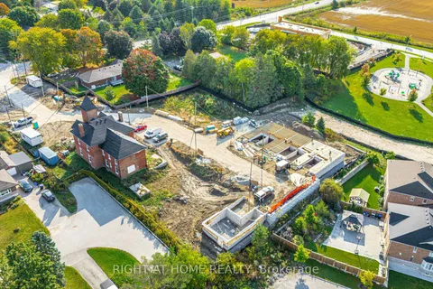 17 Ravenscraig Place, Innisfil, ON L0L 1L0