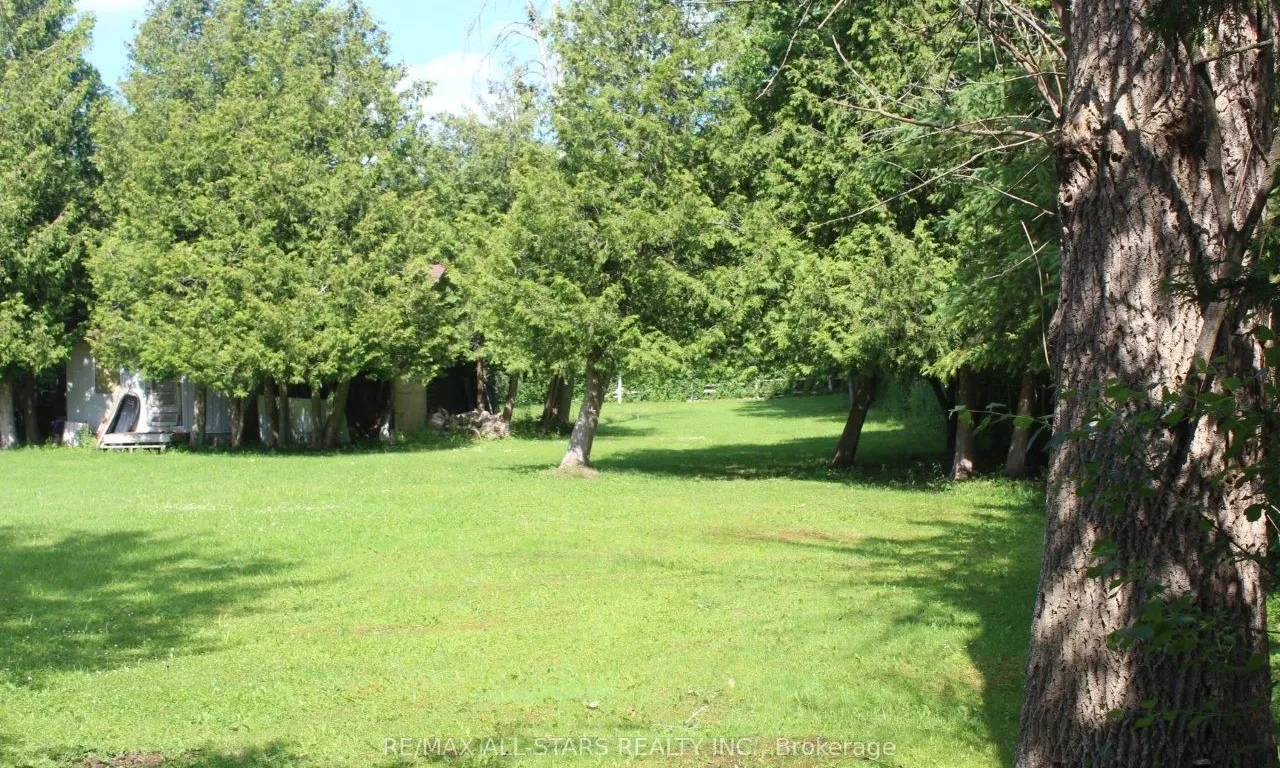 687 Varney Rd, Georgina, ON L4P 3E9