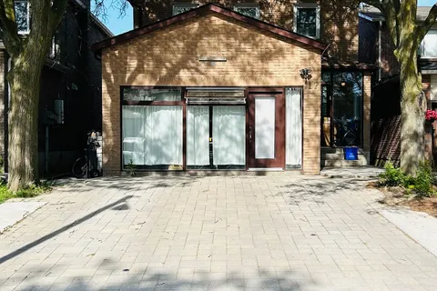 17 Mortimer Crt, Vaughan, ON L4J 2P7