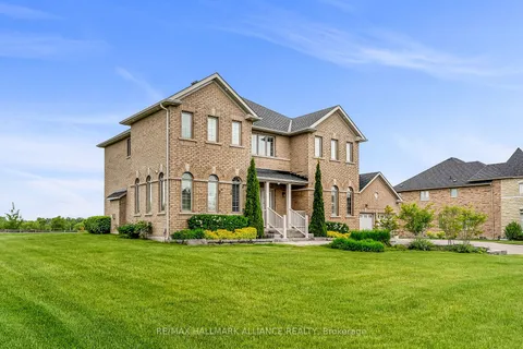 7 Stonesthrow Cres, Uxbridge, ON L0C 1A0