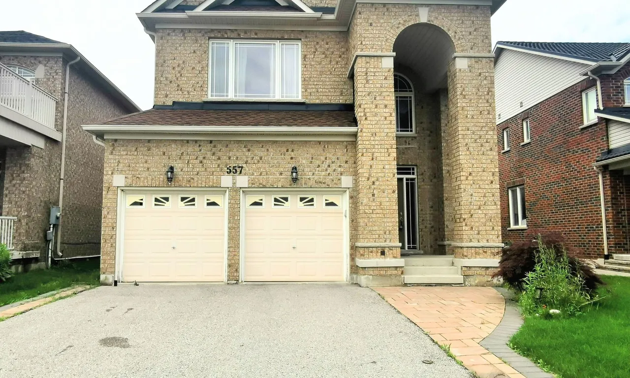 557 Woodspring Ave, Newmarket, ON L9N 0C2