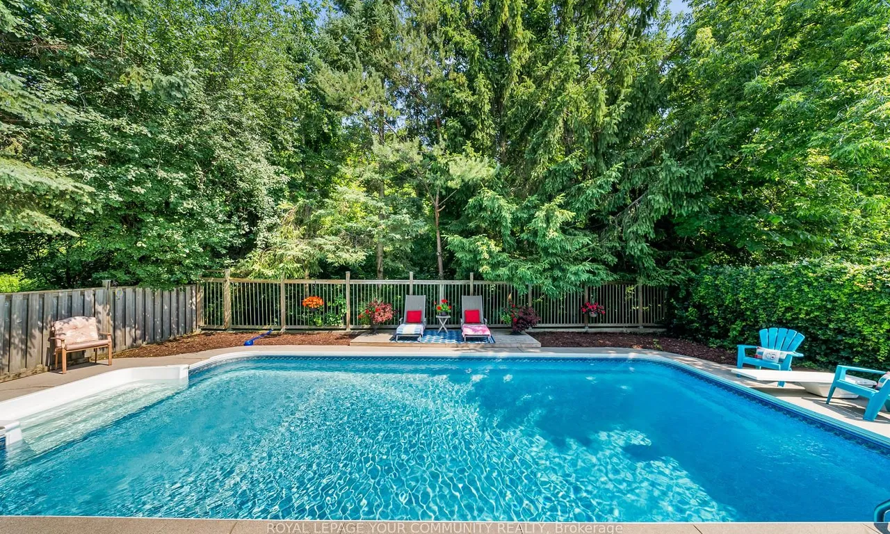 48 Lanewood Dr, Aurora, ON L4G 4T8