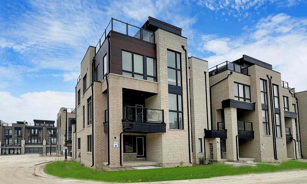 3 Ingersoll Lane, Richmond Hill, ON L4E 1G9