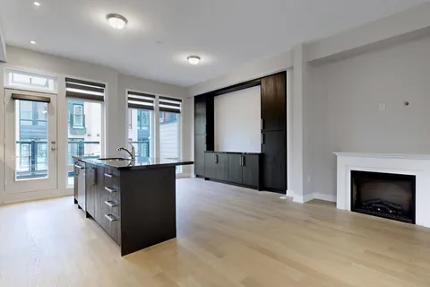 3 Ingersoll Lane, Richmond Hill, ON L4E 1G9