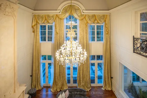 33 Forest Ridge Road, Richmond Hill, ON L4E 3L8