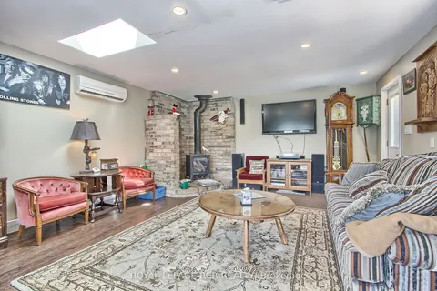 228 Bayshore Road, Innisfil, ON L0L 1K0