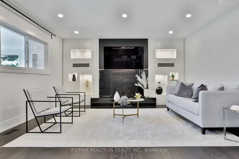 80 Sprucewood Dr, Markham, ON L3T 2R1