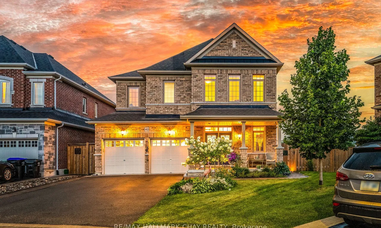 40 Cayton Cres, Bradford West Gwillimbury, ON L3Z 2A6